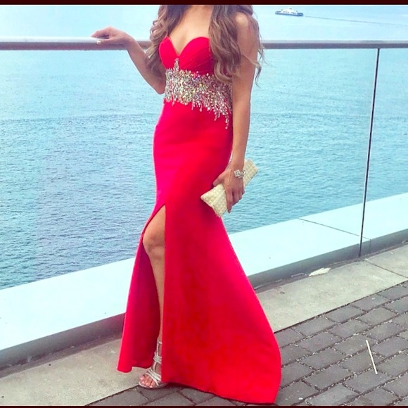 Tony Bowls evening gown - Picture 2 of 2